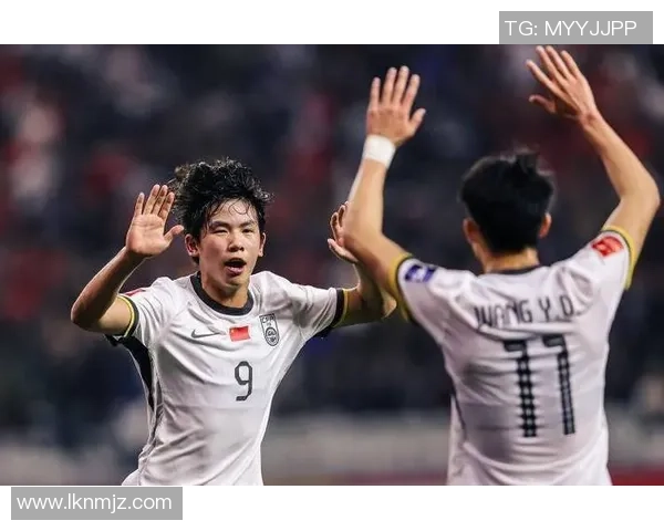 足球明星加盟国内综艺节目引发热议球迷与粉丝期待精彩互动与新鲜体验